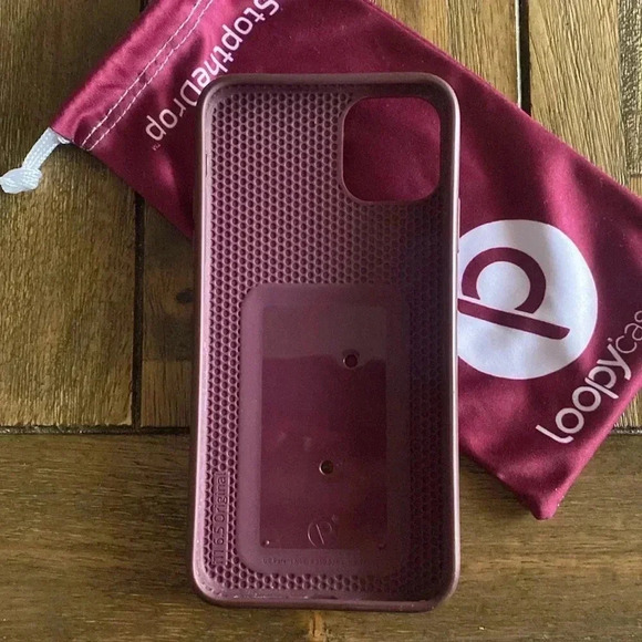 Loopy Case for an iPhone 11 Max Pro USED - Picture 3 of 7